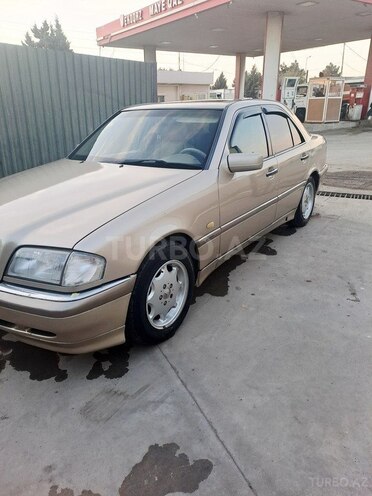 Mercedes C 200 2000, 340,000 km - 2.0 л - Sumqayıt