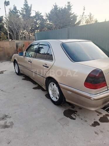 Mercedes C 200 2000, 340,000 km - 2.0 л - Sumqayıt