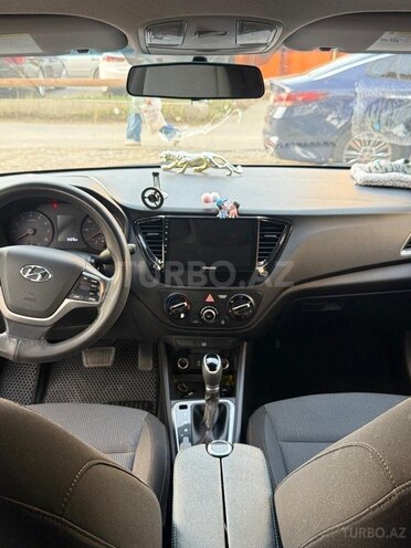 Hyundai Accent 2018, 151,278 km - 1.6 л - Bakı
