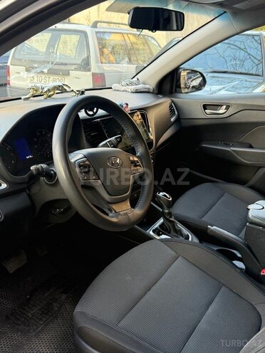 Hyundai Accent 2018, 151,278 km - 1.6 л - Bakı