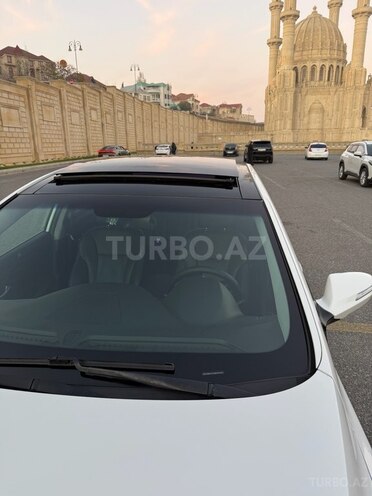 Hyundai i40 2014, 220,000 km - 1.7 л - Bakı