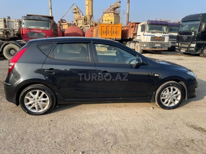 Hyundai i30 2011, 127,000 km - 1.6 l - Bakı