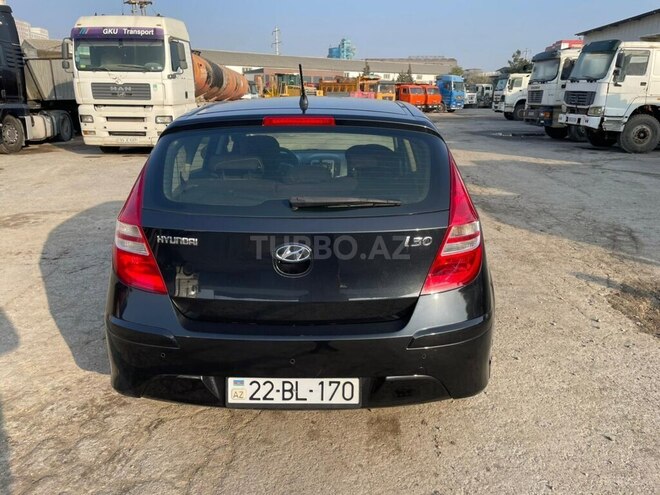 Hyundai i30 2011, 127,000 km - 1.6 l - Bakı