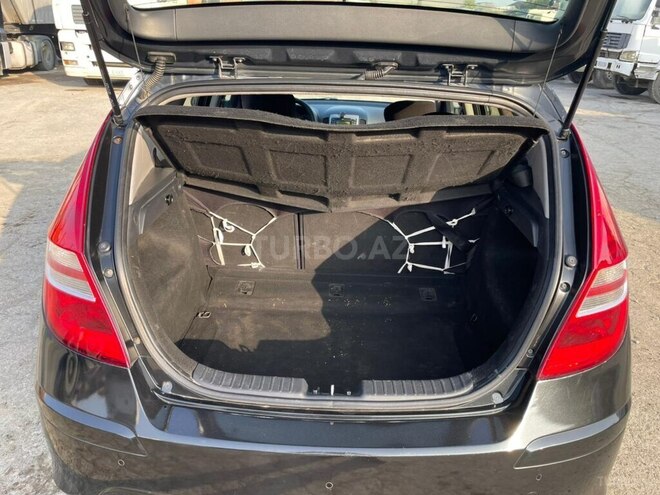 Hyundai i30 2011, 127,000 km - 1.6 l - Bakı