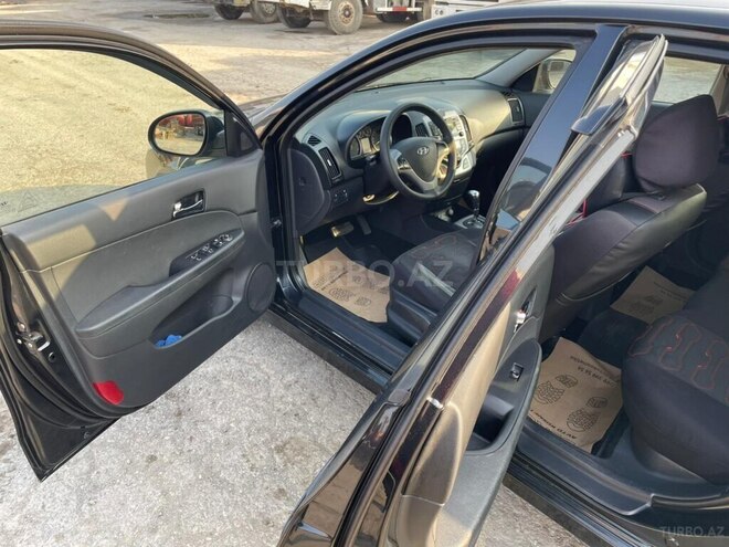 Hyundai i30 2011, 127,000 km - 1.6 l - Bakı