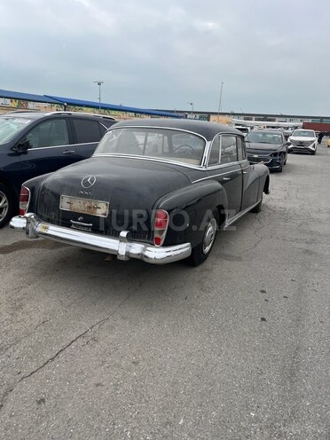 Mercedes 300-3