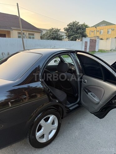 Nissan Sunny 2011, 285,000 km - 1.6 l - Xaçmaz