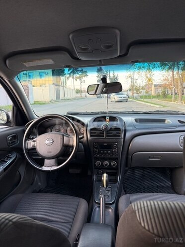 Nissan Sunny 2011, 285,000 km - 1.6 l - Xaçmaz