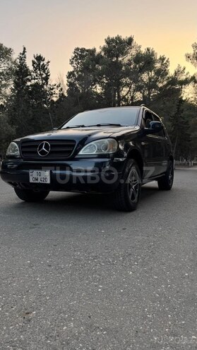 Mercedes ML 320 2002, 250,000 km - 3.2 l - Sumqayıt
