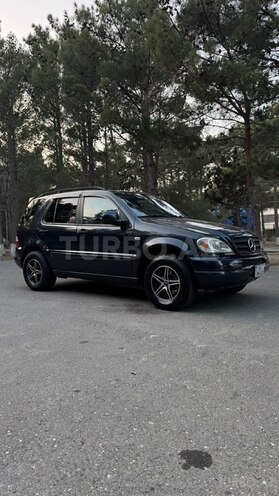 Mercedes ML 320 2002, 250,000 km - 3.2 l - Sumqayıt