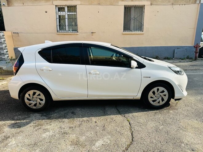 Toyota Aqua 2021, 39,500 km - 1.5 l - Bakı