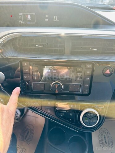 Toyota Aqua 2021, 39,500 km - 1.5 l - Bakı
