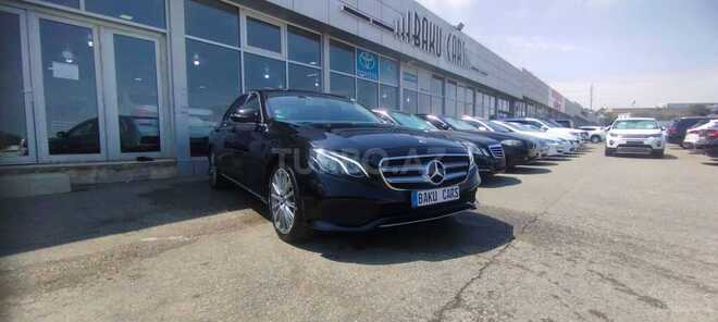Mercedes E 220 d-2