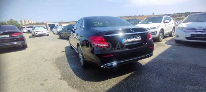 Mercedes E 220 d-5