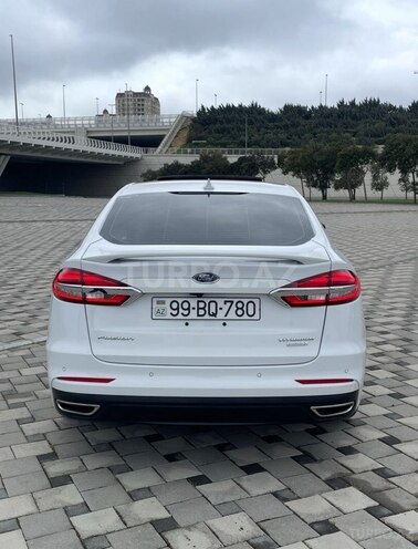 Ford Fusion (North America) 2020, 160,000 km - 2.0 л - Bakı