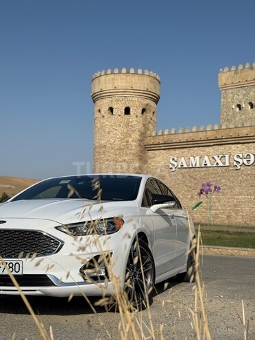Ford Fusion (North America) 2020, 160,000 km - 2.0 л - Bakı