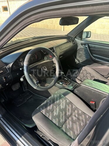 Mercedes C 220 2000, 464,300 km - 2.2 l - Şirvan