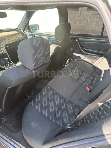 Mercedes C 220 2000, 464,300 km - 2.2 l - Şirvan