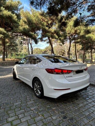 Hyundai Elantra 2016, 67,300 km - 2.0 l - Bakı