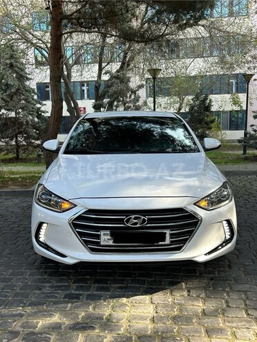 Hyundai Elantra 2016, 67,300 km - 2.0 l - Bakı