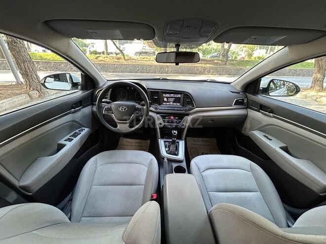 Hyundai Elantra 2016, 67,300 km - 2.0 l - Bakı