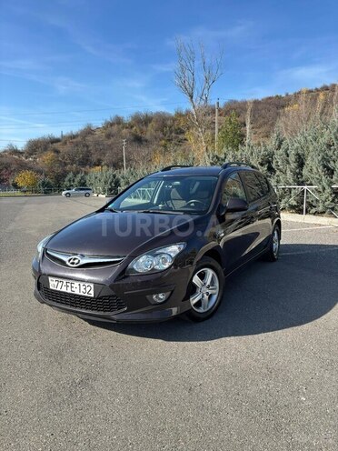 Hyundai i30 2010, 258,000 km - 1.4 l - Şəki
