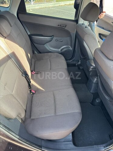 Hyundai i30 2010, 258,000 km - 1.4 l - Şəki