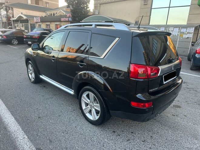 Peugeot  2009, 178,000 km - 2.4 l - Bakı