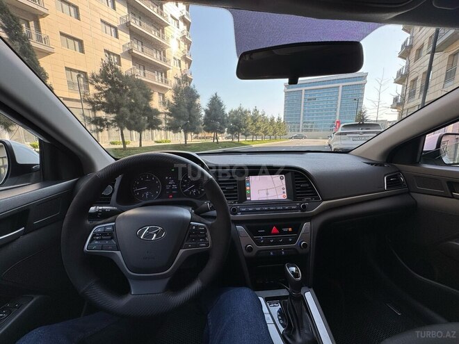 Hyundai Elantra 2017, 160,000 km - 2.0 l - Bakı
