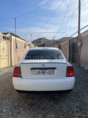 Volkswagen Passat 1997, 350,000 km - 1.8 l - Bakı