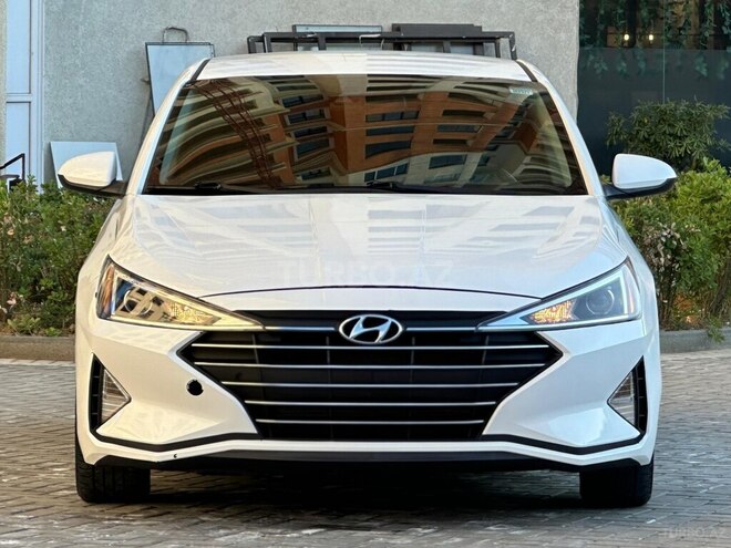 Hyundai Elantra 2019, 201,168 km - 2.0 л - Bakı