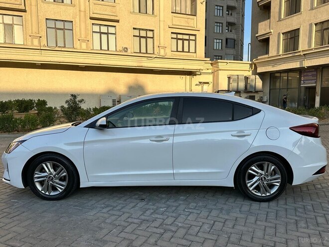 Hyundai Elantra 2019, 201,168 km - 2.0 л - Bakı