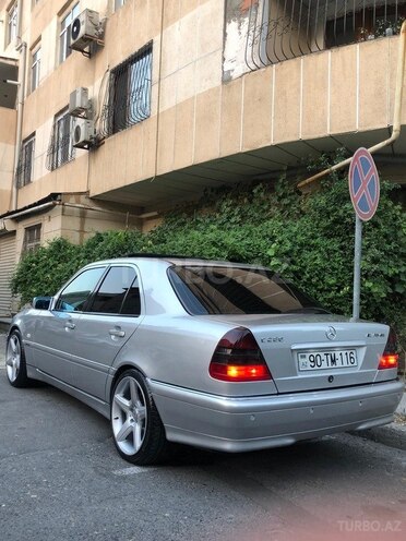 Mercedes C 280 1999, 300,000 km - 2.8 l - Yevlax