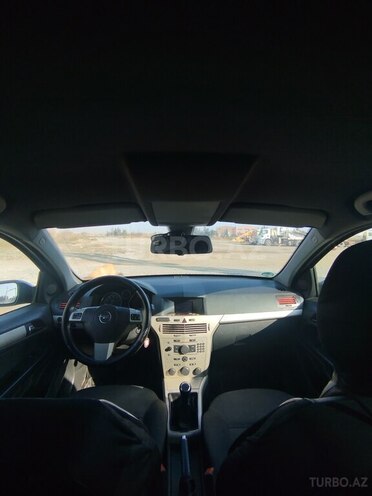 Opel Astra 2007, 390,000 km - 1.6 l - Bakı