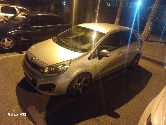 Kia Rio 2011, 215,456 km - 1.2 l - Sumqayıt