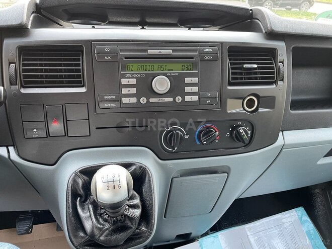Ford Transit 2011, 105,000 km - 2.4 л - Bakı