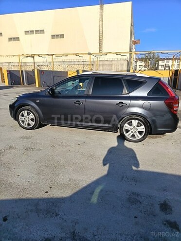 Kia  2008, 225,000 km - 1.6 l - Bakı