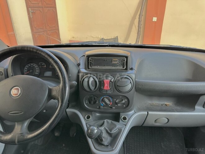 Fiat Doblo 2010, 390,000 km - 1.3 l - Quba