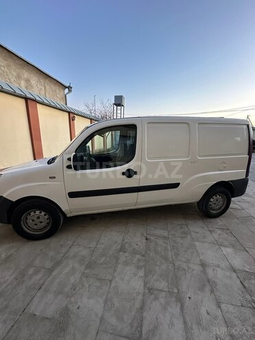 Fiat Doblo 2010, 390,000 km - 1.3 l - Quba