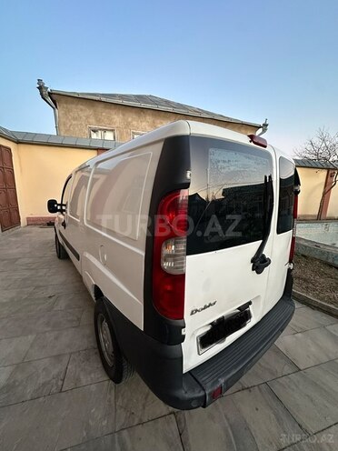 Fiat Doblo 2010, 390,000 km - 1.3 l - Quba