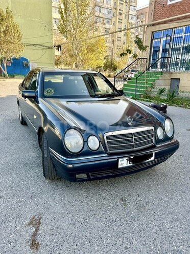 Mercedes E 240 1997, 420,232 km - 2.4 l - Sumqayıt