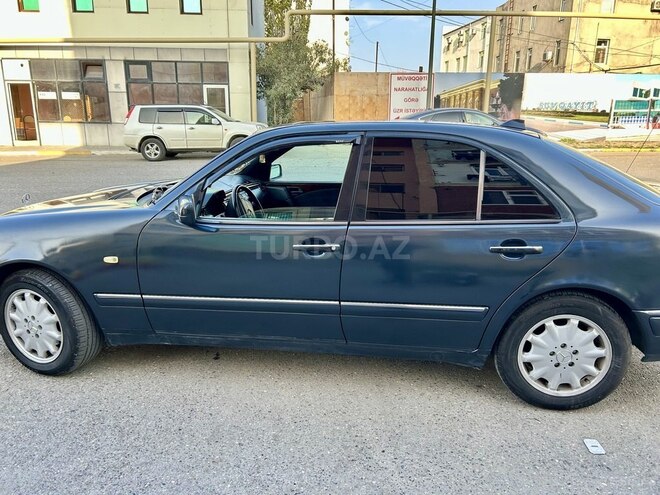 Mercedes E 240 1997, 420,232 km - 2.4 l - Sumqayıt