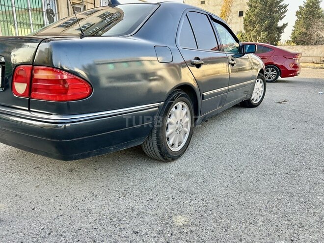 Mercedes E 240 1997, 420,232 km - 2.4 l - Sumqayıt