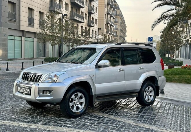 Toyota Land Cruiser Prado 2005, 228,000 km - 4.0 l - Bakı