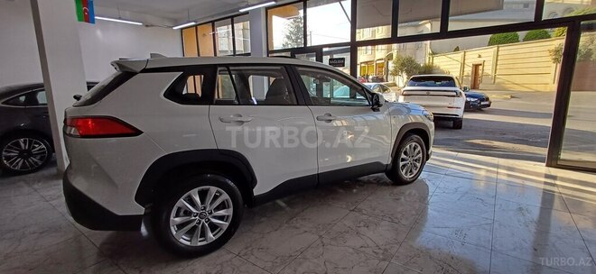 Toyota Corolla Cross-12