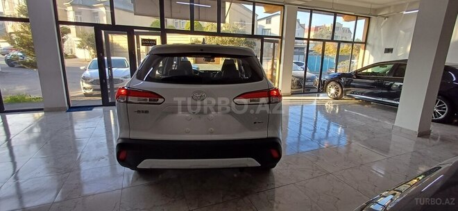 Toyota Corolla Cross-15