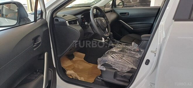 Toyota Corolla Cross-18