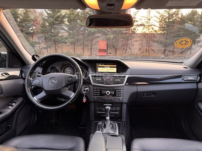 Mercedes E 250 2010, 170,000 km - 1.8 l - Sumqayıt