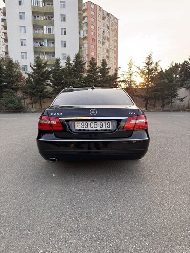 Mercedes E 250 2010, 170,000 km - 1.8 l - Sumqayıt