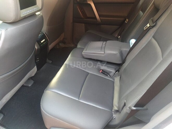 Toyota Land Cruiser Prado 2010, 161,119 km - 2.7 л - Bakı